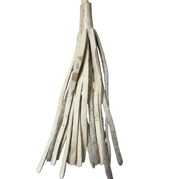 Vintage Bulga White Leather Studded Fringe Handbag With Shoulder Strap - Picture 9 of 10